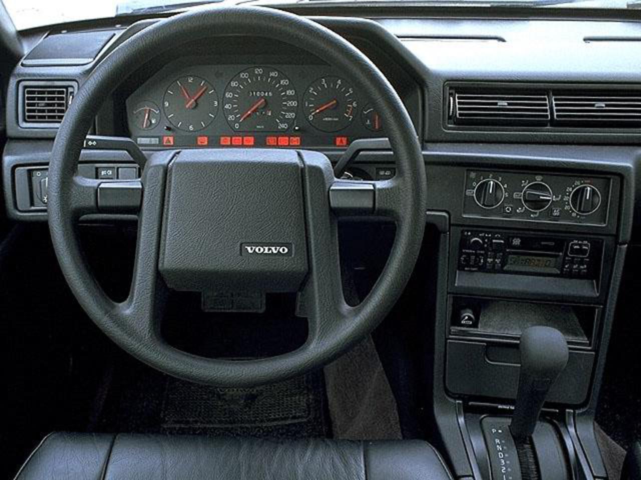 Volvo 940 GL Estate. View Download Wallpaper. 640x480. Comments