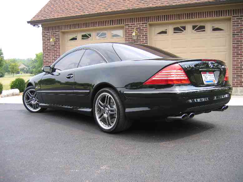 Mercedes-Benz CL 65 AMG Coupe image 3