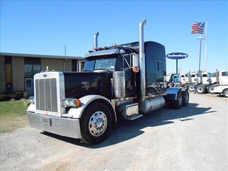 Blue Peterbilt 379