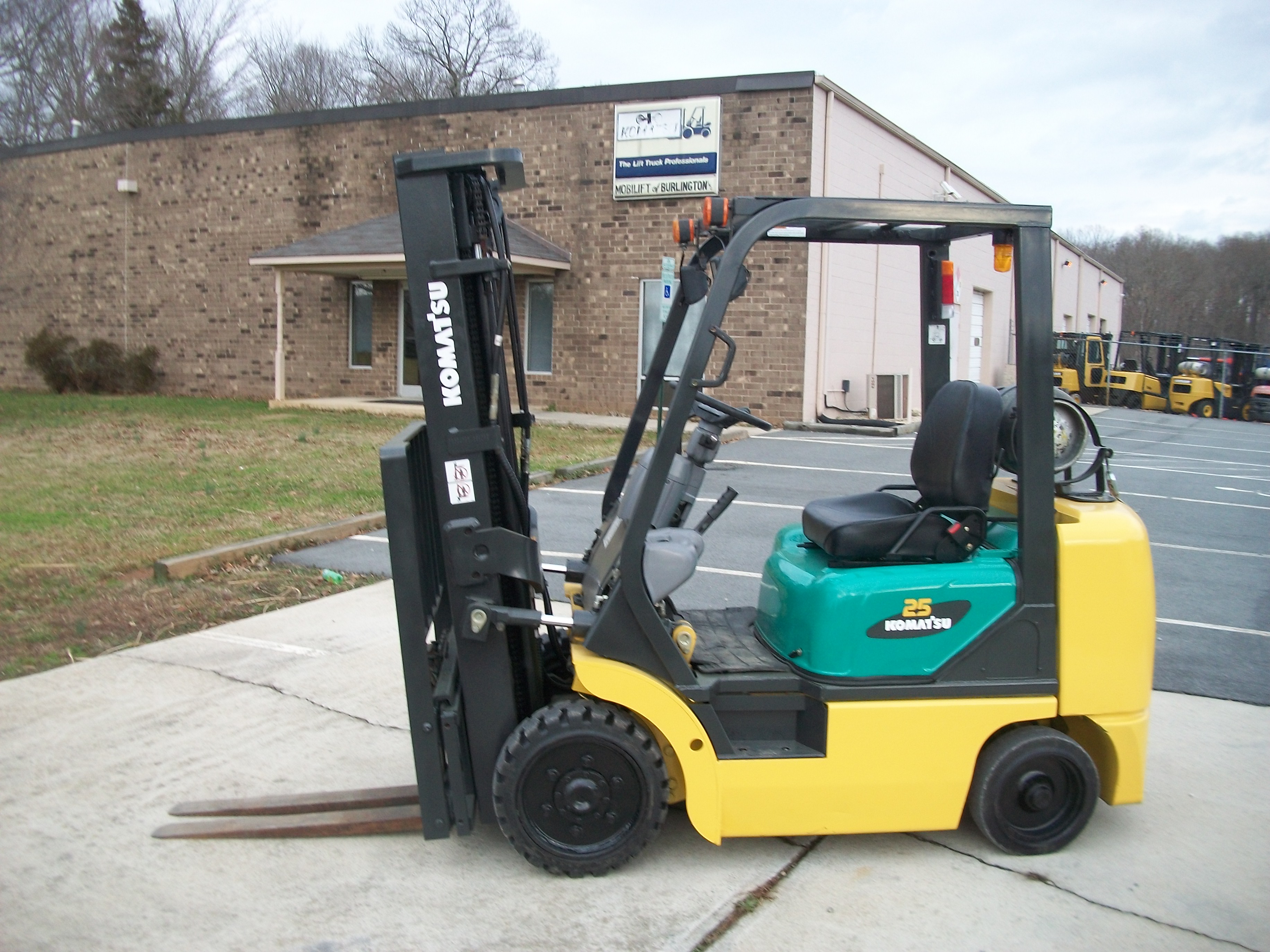 TopWorldAuto >> Photos of MobiLift Forklift - photo galleries