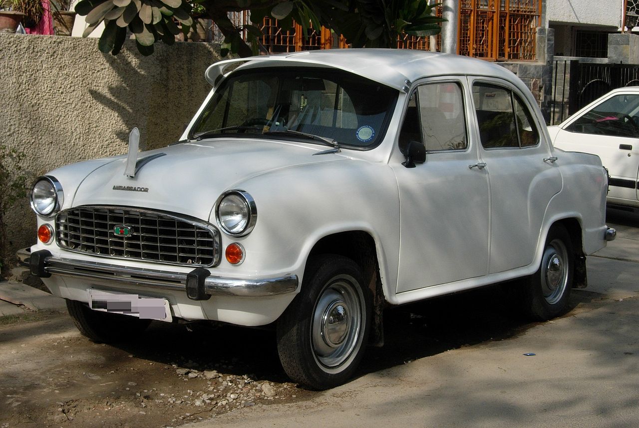 Hindustan Ambassador 2014 салон