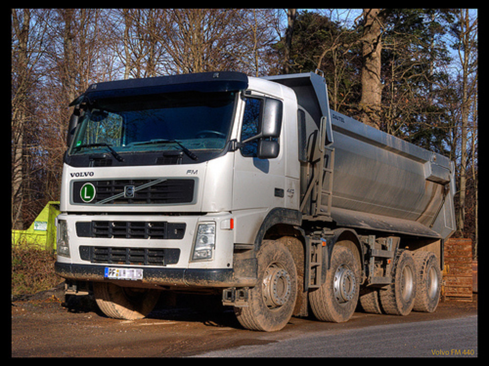 Volvo FM 440 - huge collection of cars, auto news and reviews, car vitals,
