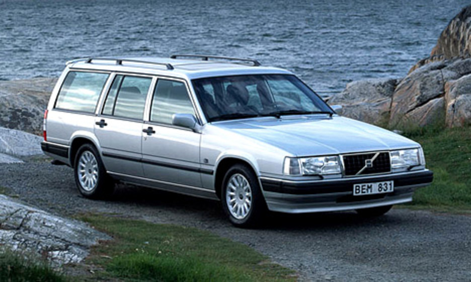 Volvo 940 td (643 comments) Views 20341 Rating 35