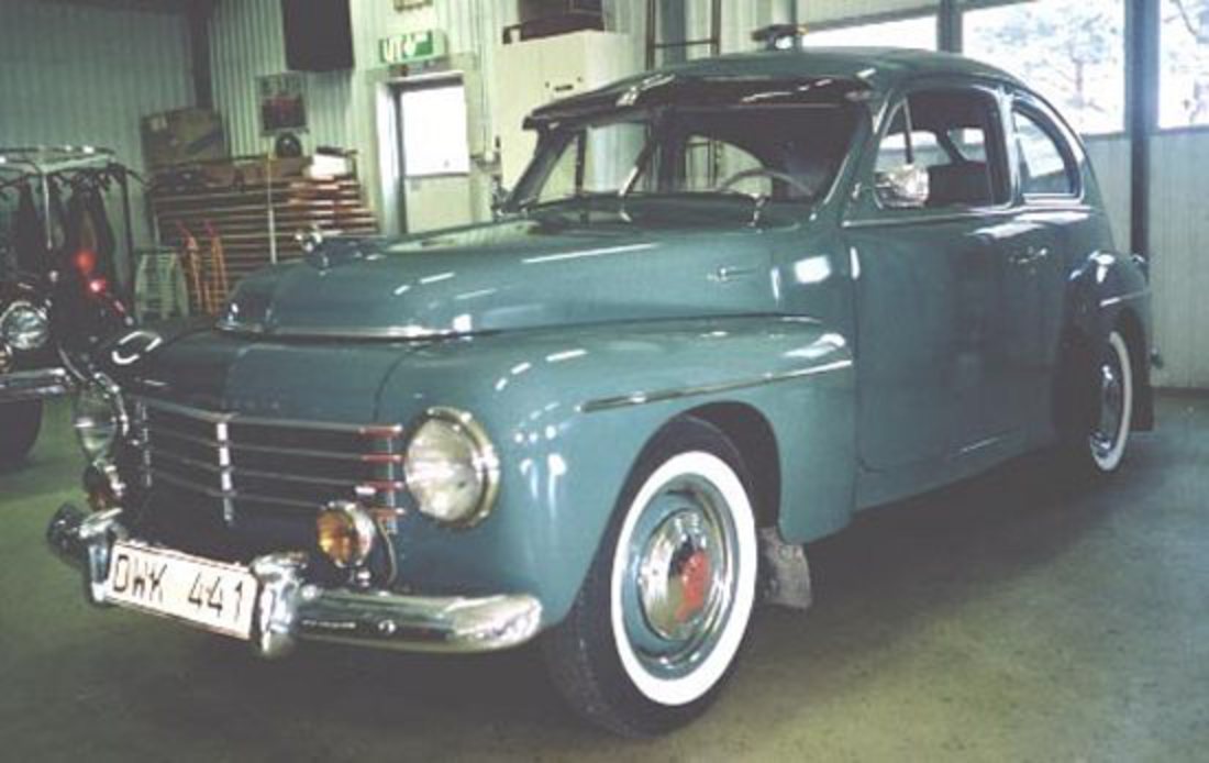 1952 Volvo PV 444 DS - Restored to close-to-show condition.