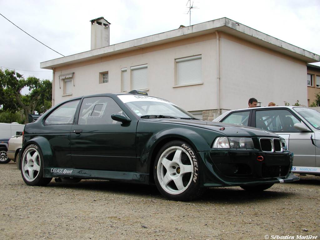 BMW 318 Compact Delage sport (2003) 3/4 Avant