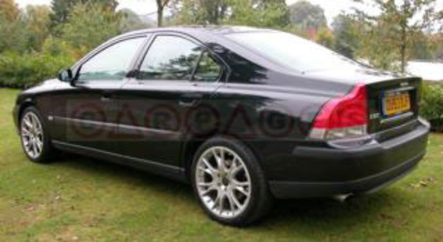 Volvo S60 Review. Published: 4th January 2004. Volvo S60 T5 SE