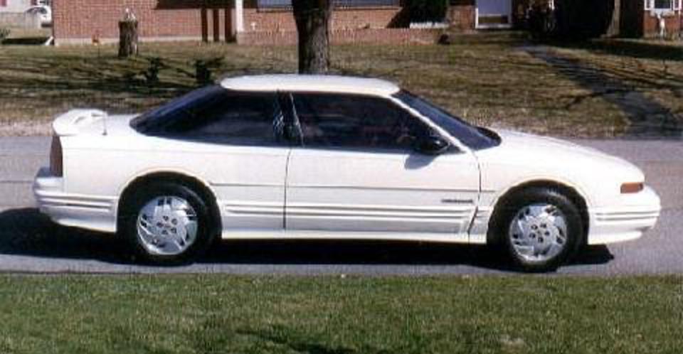 Oldsmobile Cutlass Supreme SL Coupe White SVr (1992) - View Picture .