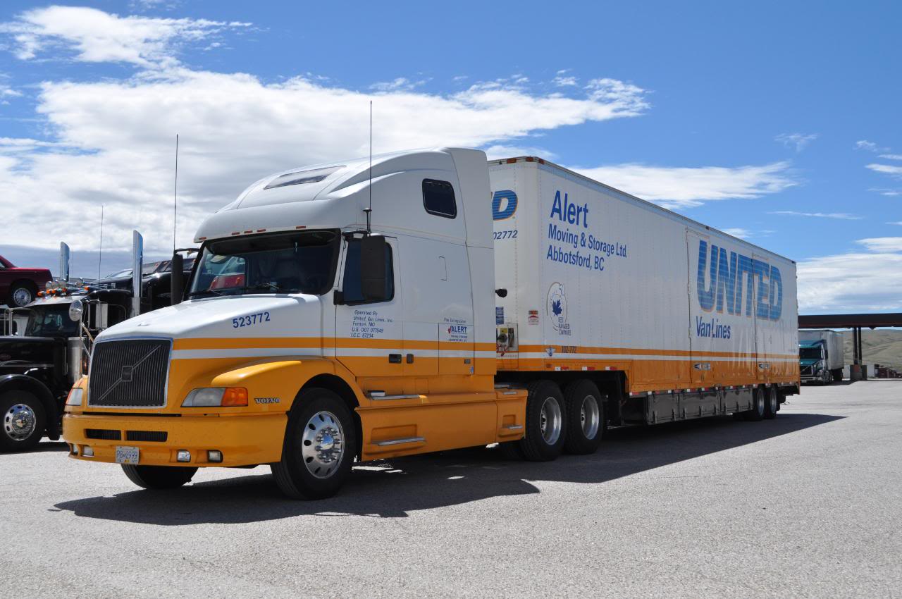 Volvo VN660 for UVL agent Alert Moving & Storage out of Abbotsford, BC.