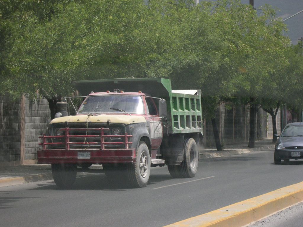 Dodge D-650 â€“ Mexico. ÄŒesko-SlovenskÃ¡ motoristickÃ¡ databÃ¡ze