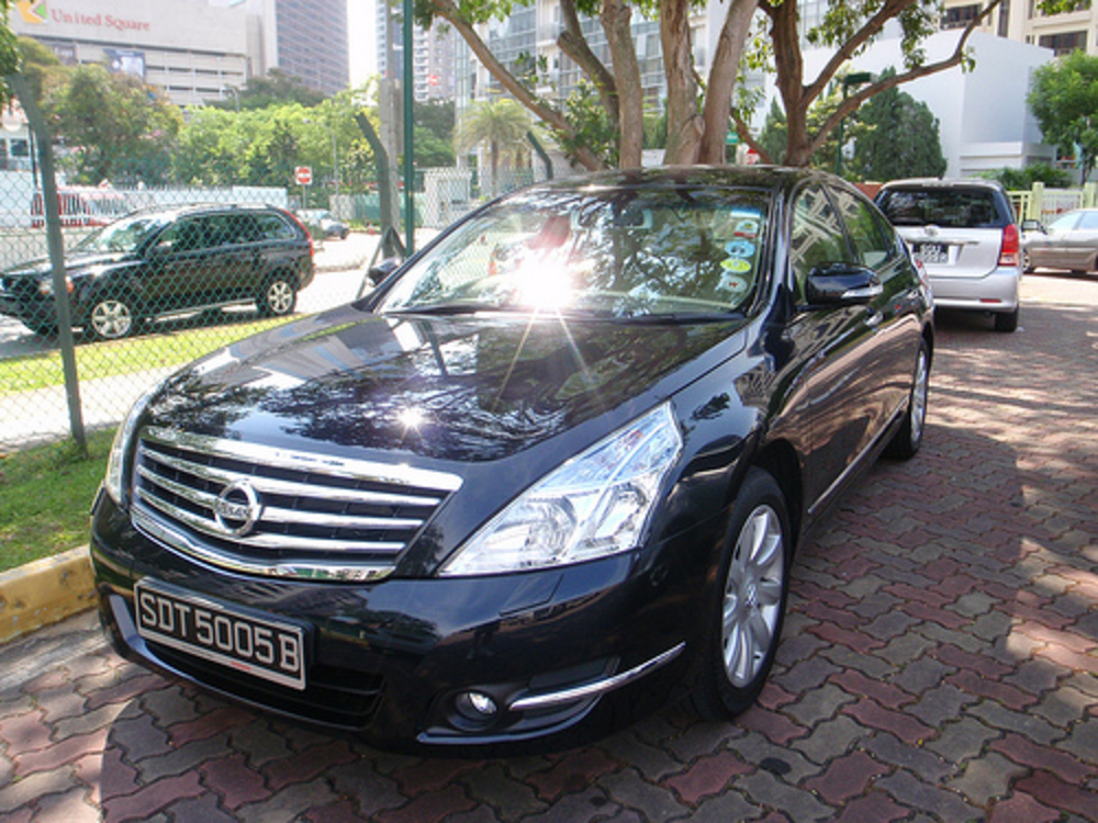 Nissan Teana 250XV with the 2496cc VQ25DE engine that produces 182.2 PS (136