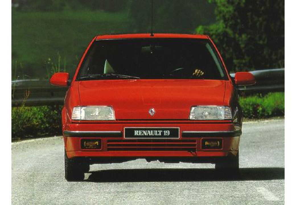 TopWorldAuto >> Photos of Renault 19 Chamade GTS - photo galleries