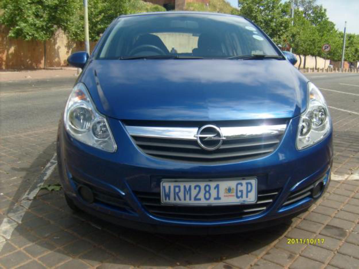 Pictures of 2007 OPEL CORSA ENJOY