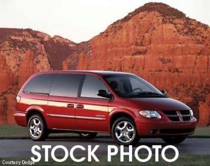 Pictures of 2003 Dodge Grand Caravan Sport