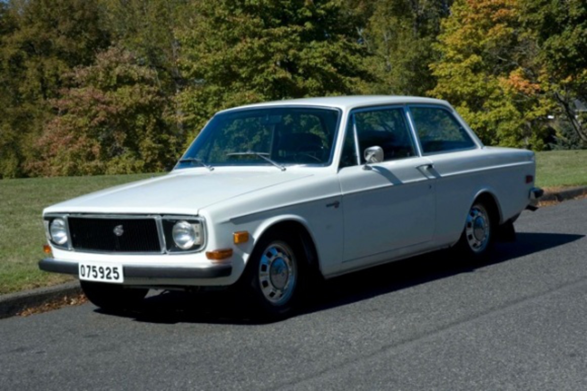 1971 Volvo 142S 2 Door California Car For Sale Front