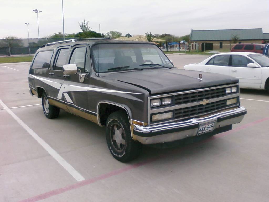 1985 Chevrolet Suburban Silverado