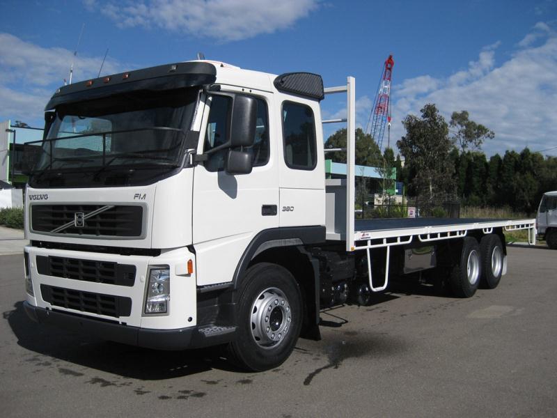 2003 VOLVO FM9 4367. $124,990. Fm340, 9 litre volvo with 14 speed manual