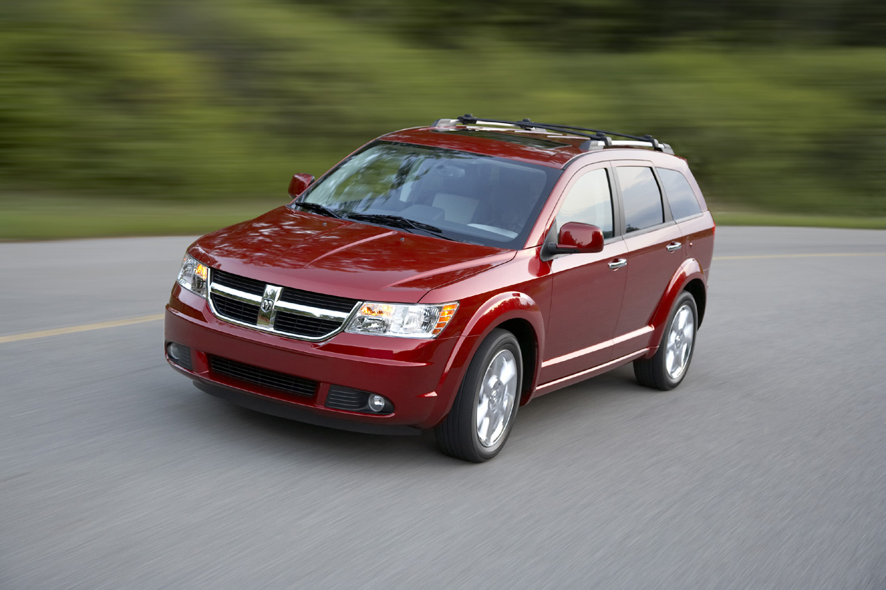 year the starting price for the 2009 Dodge Journey SE will be $19,985.