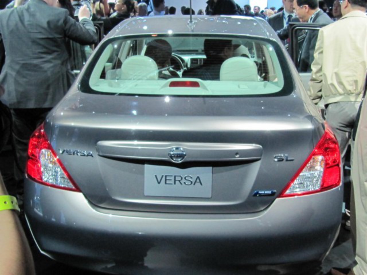 2012 Nissan Versa Sedan: 2011 New York Auto Show Live Photos, Gallery 1