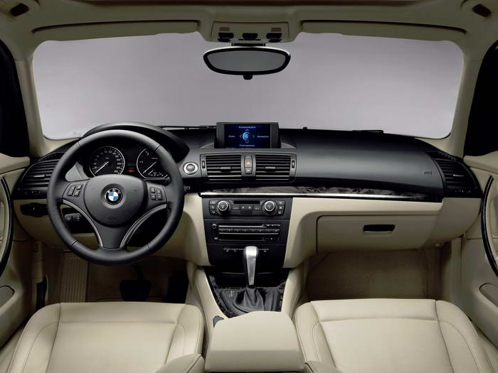 BMW 120D Exclusive image 3