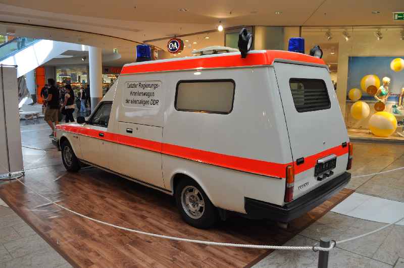Beschreibung: Volvo 265 Ambulance, DDR Regierungskrankenwagen