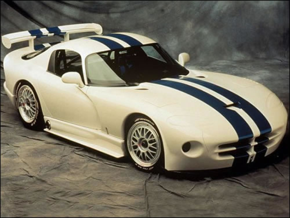 Dodge Viper GTS-R (1998). Engine: 10 cylinders V. Displacement: 7986 ccm