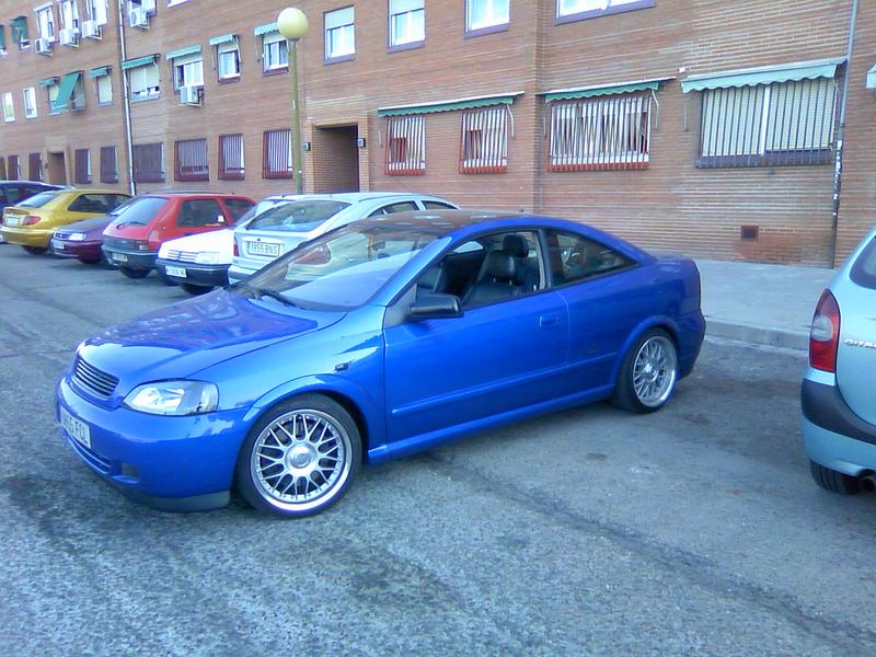 I have an Opel Astra Coupe Turbo from late 2001 early 2002.