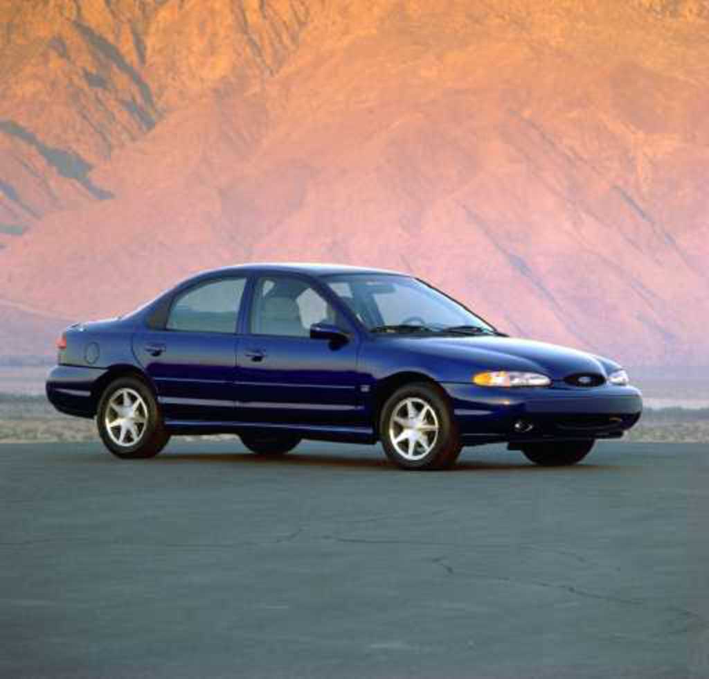 Форд 96 года. 1995 Ford Contour. Форд контур 1995.