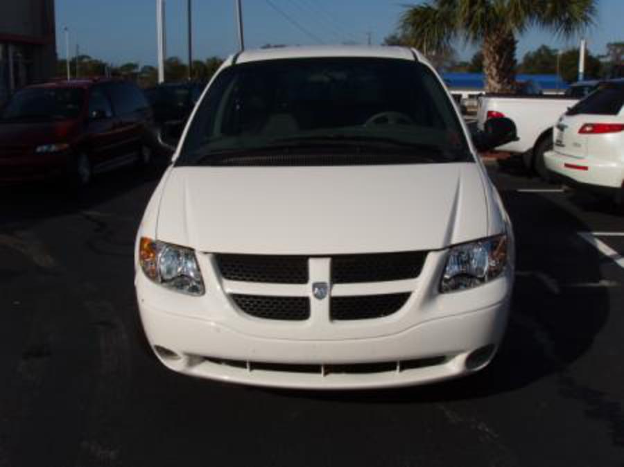2002 Dodge Grand Caravan Sport AWD There is a clear distinction between