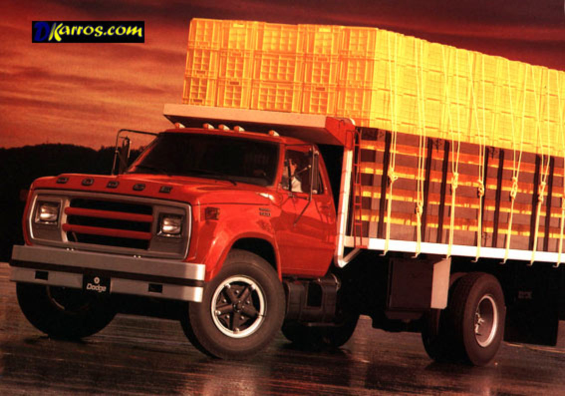inicia la comercializaciÃ³n de los camiones pesados Dodge D-600.