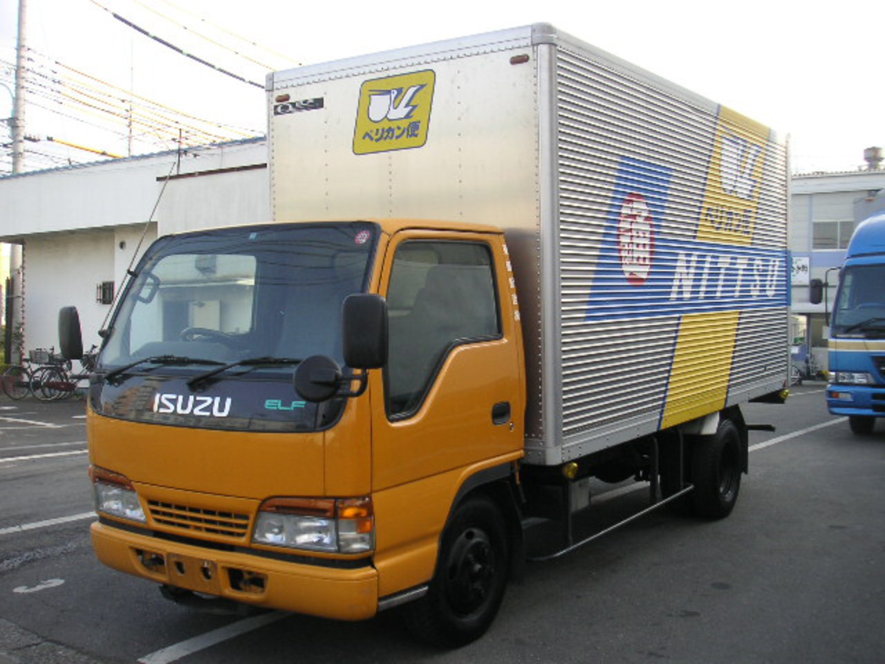 Исузу эльф. Грузовик Isuzu Elf 2004 фургон. Исузу Эльф nkr66e. Грузовик Isuzu Elf 2003. Исудзу Эльф фургон.