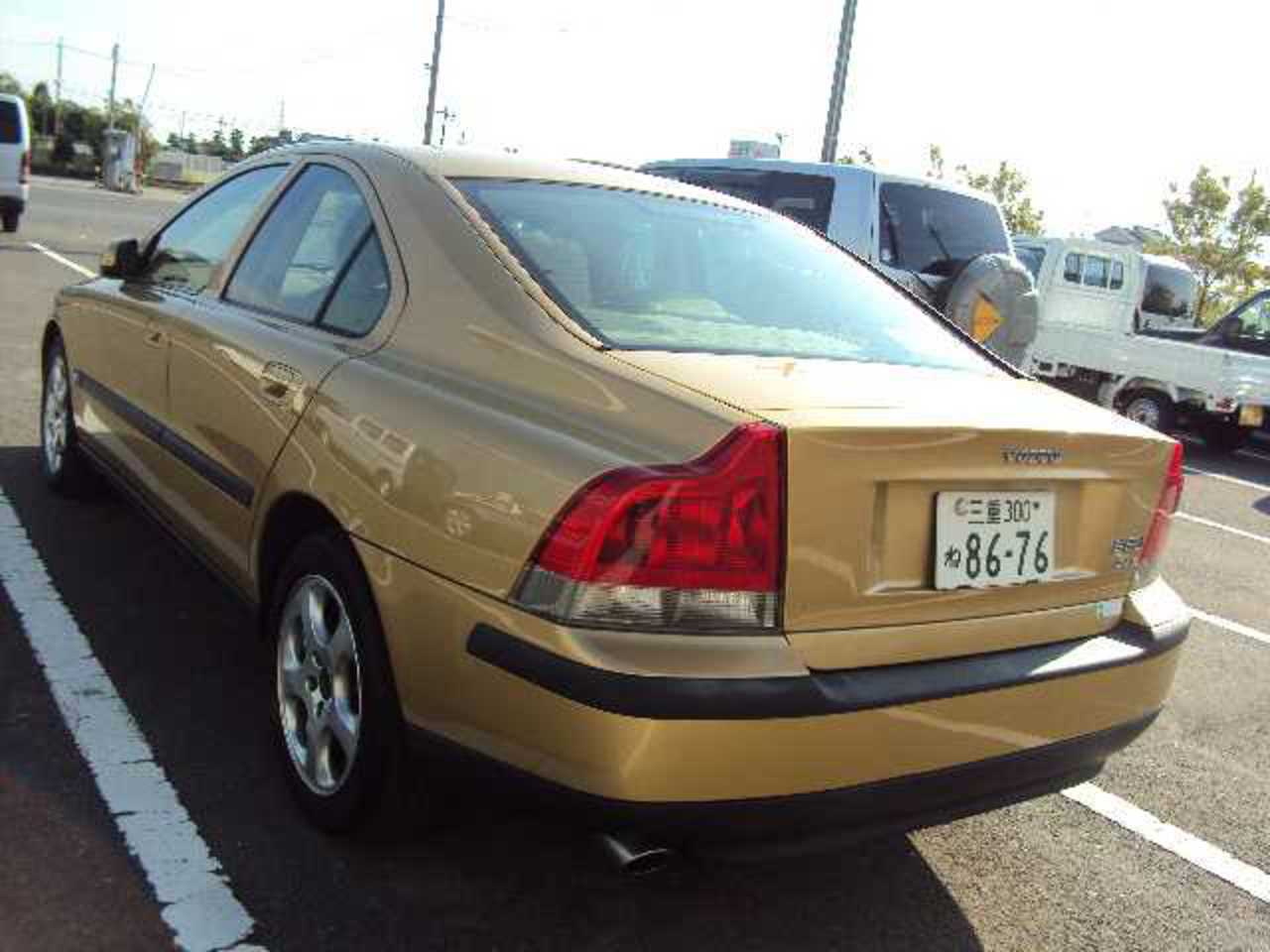 2003 Volvo S60 24T,SUN ROOF,L.SEAT,AW,NAVI,TV,T-BLET CHANGED