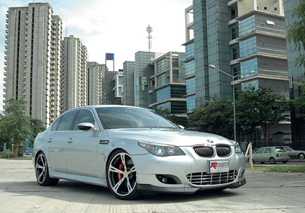 BMW 525iSE - huge collection of cars, auto news and reviews, car vitals,