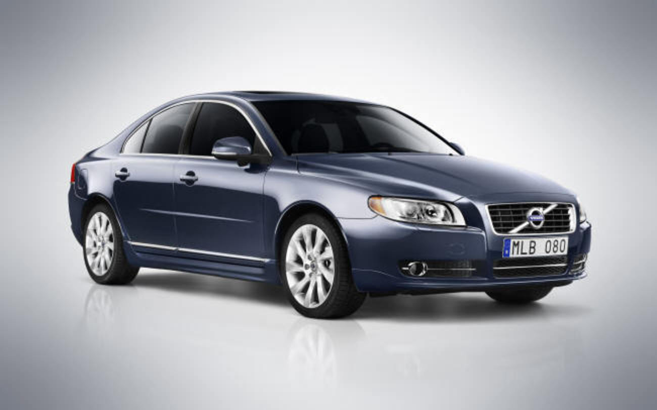 Volvo V70 environmental car. View Download Wallpaper. 650x406. Comments