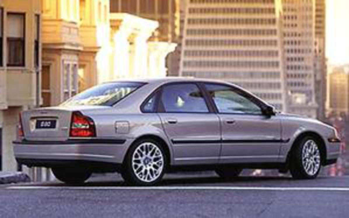 Car Review: 2003 Volvo S80 T6