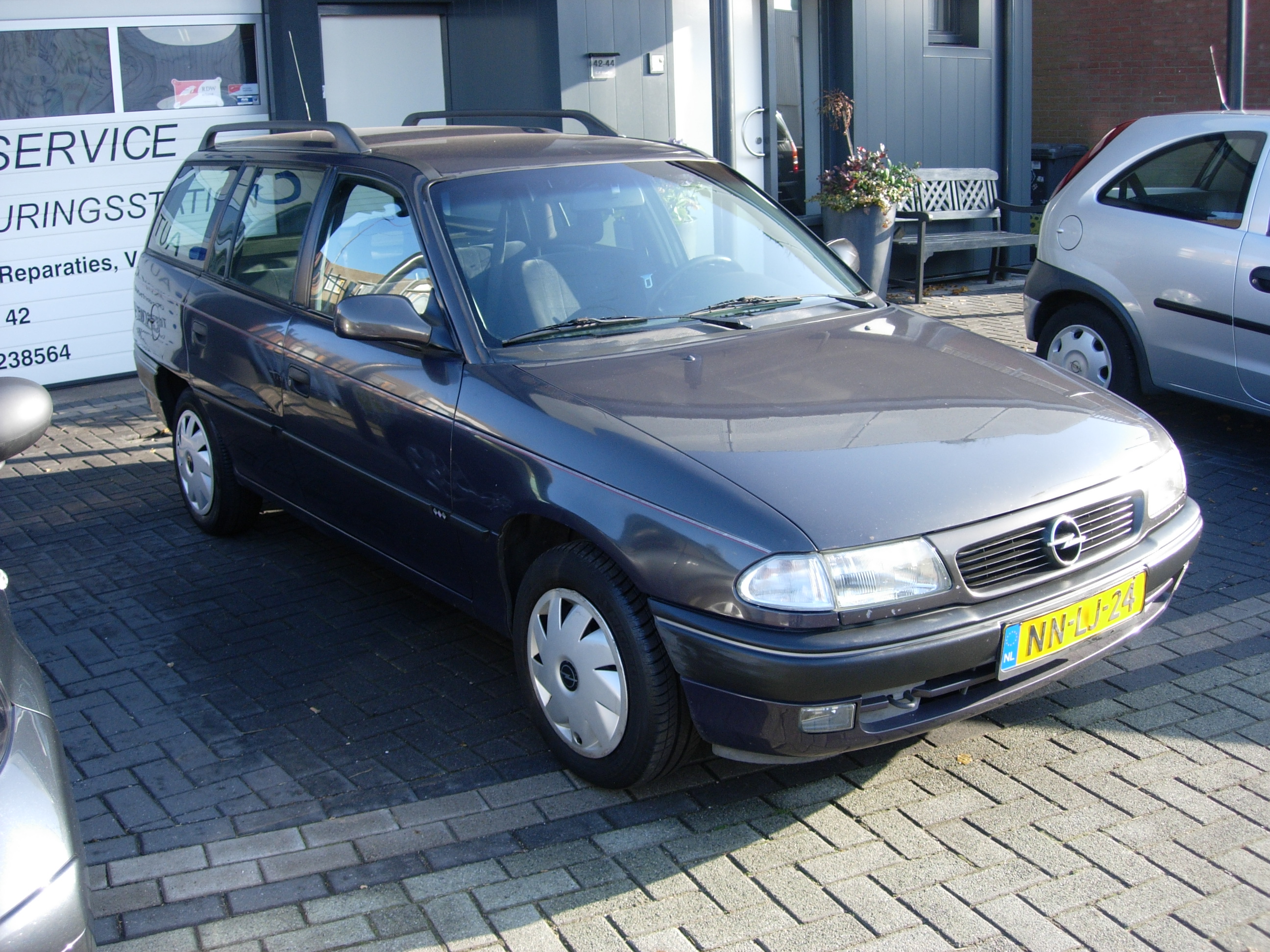 Opel Astra 20 GL. View Download Wallpaper. 2592x1944. Comments