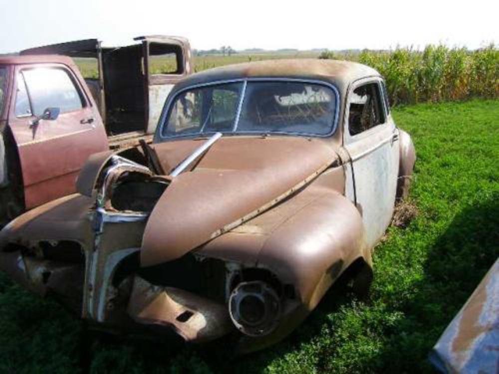 Image 1 : 1941 DODGE 2DR SDN. NOT SOLD (BIDDING OVER) 0.00USD+ premiums,