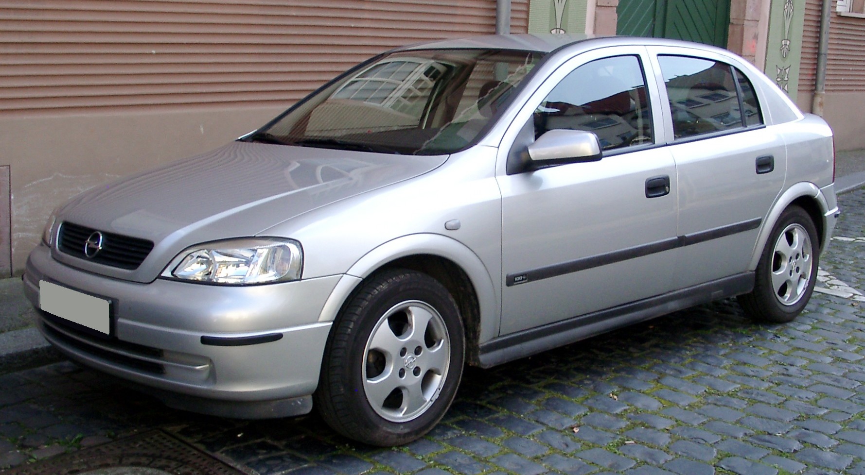 File:Opel Astra G front 20080424.jpg