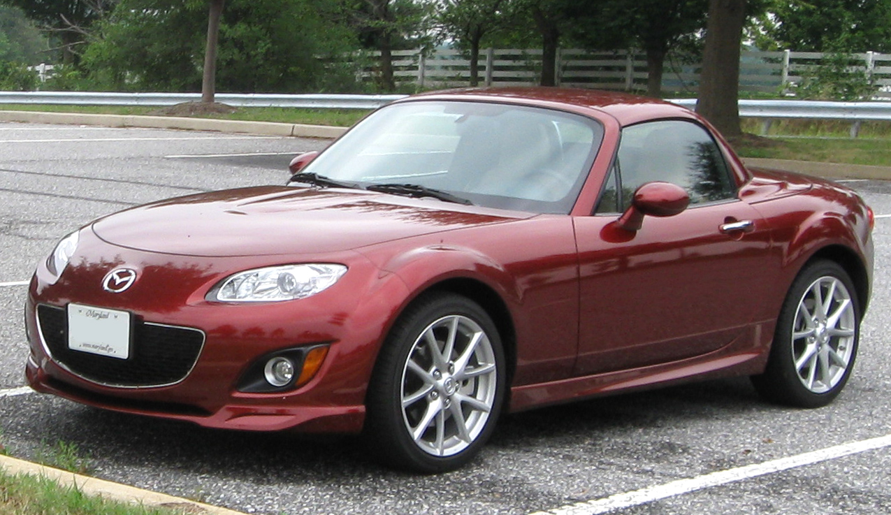File:2009 Mazda MX-5 Miata -- 08-28-2009.