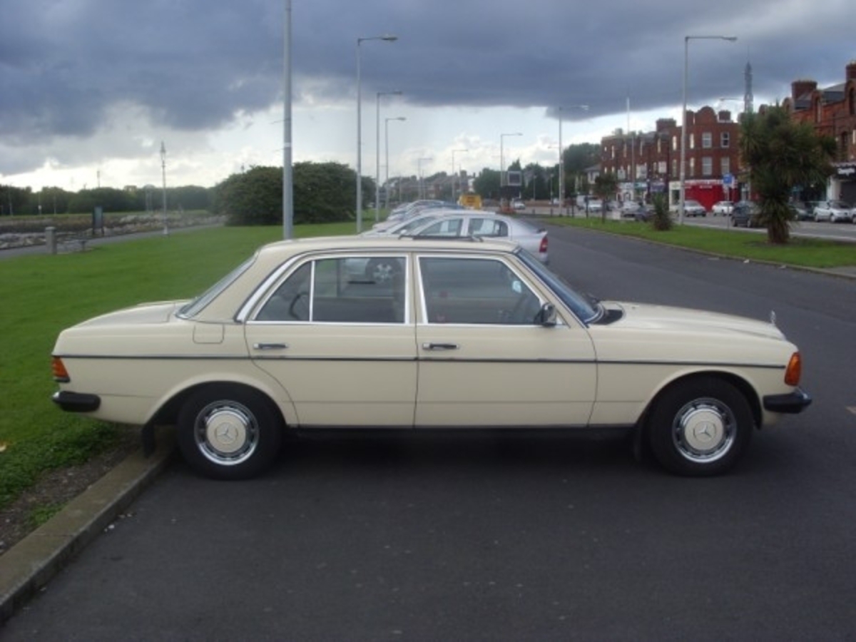 TopWorldAuto >> Photos of Mercedes-Benz 230D - photo galleries