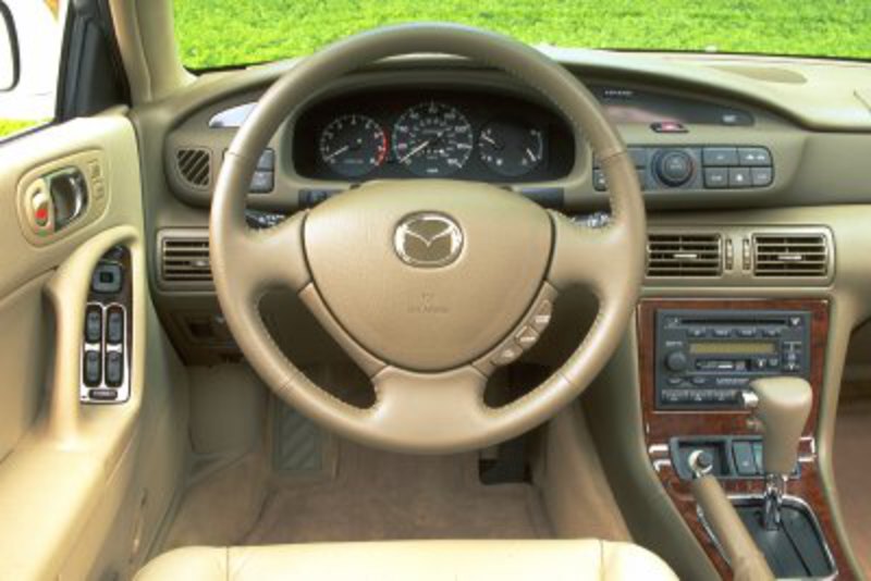 1999 Mazda Millenia Image