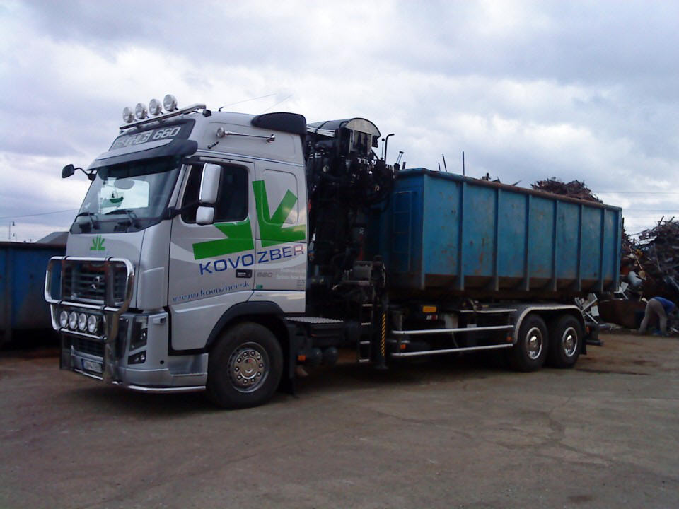 Left Side 2009 Volvo FH16 660 Truck Picture.