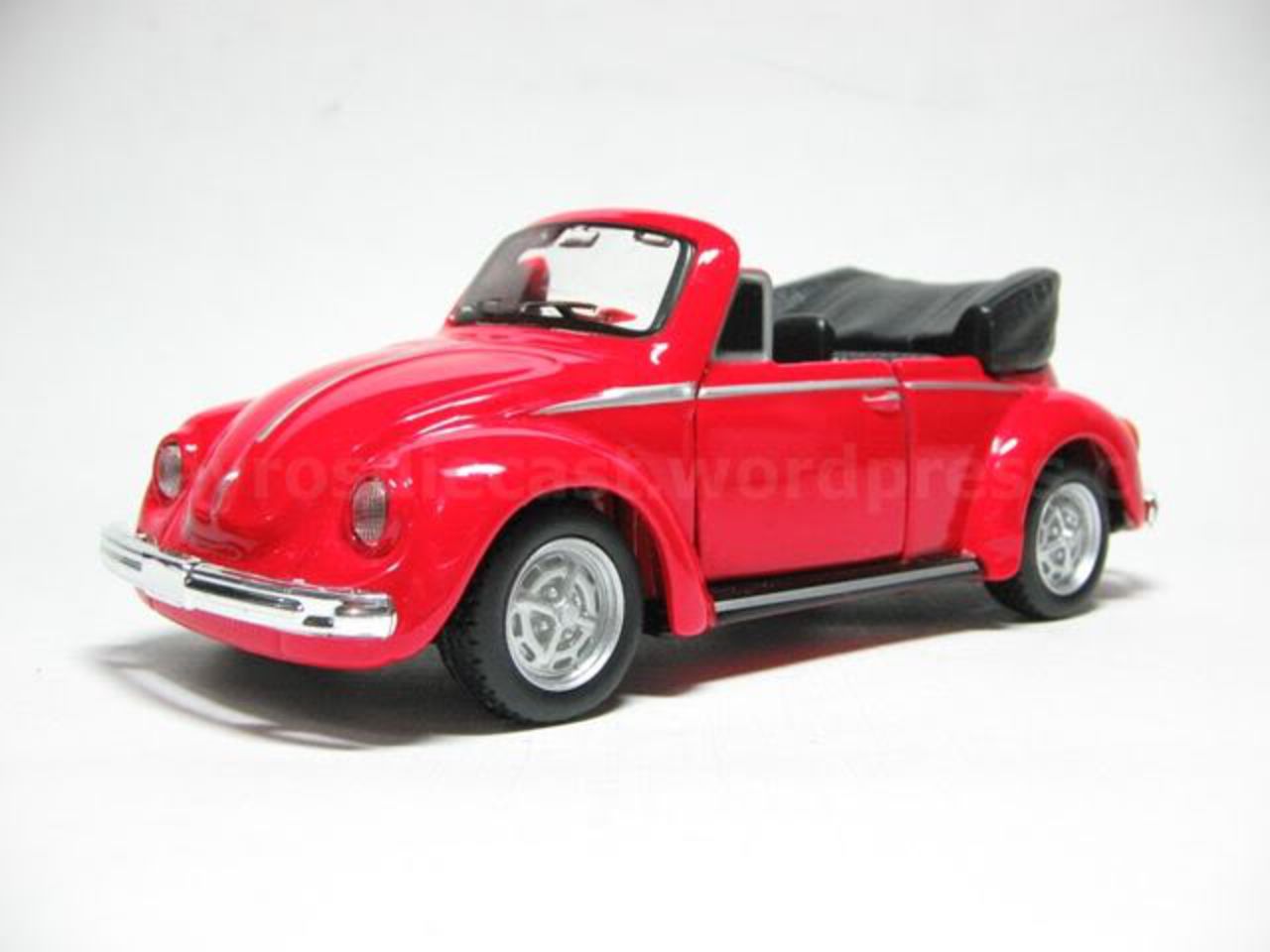 Volkswagen 1303 Cabriolet. Posted: May 3, 2011 in OTHERS