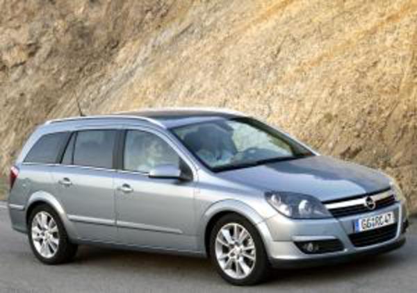 Opel Astra 1.9 CDTi image 3