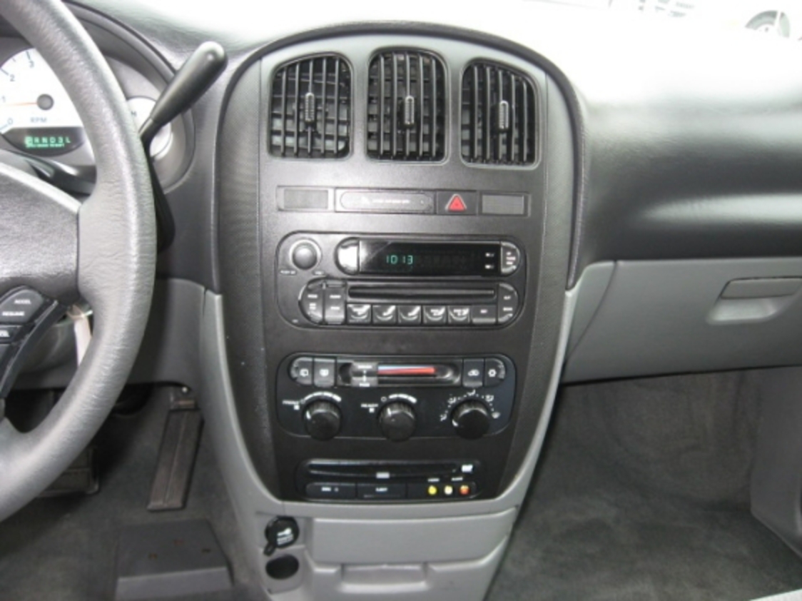 Picture of 2006 Dodge Caravan SXT, interior