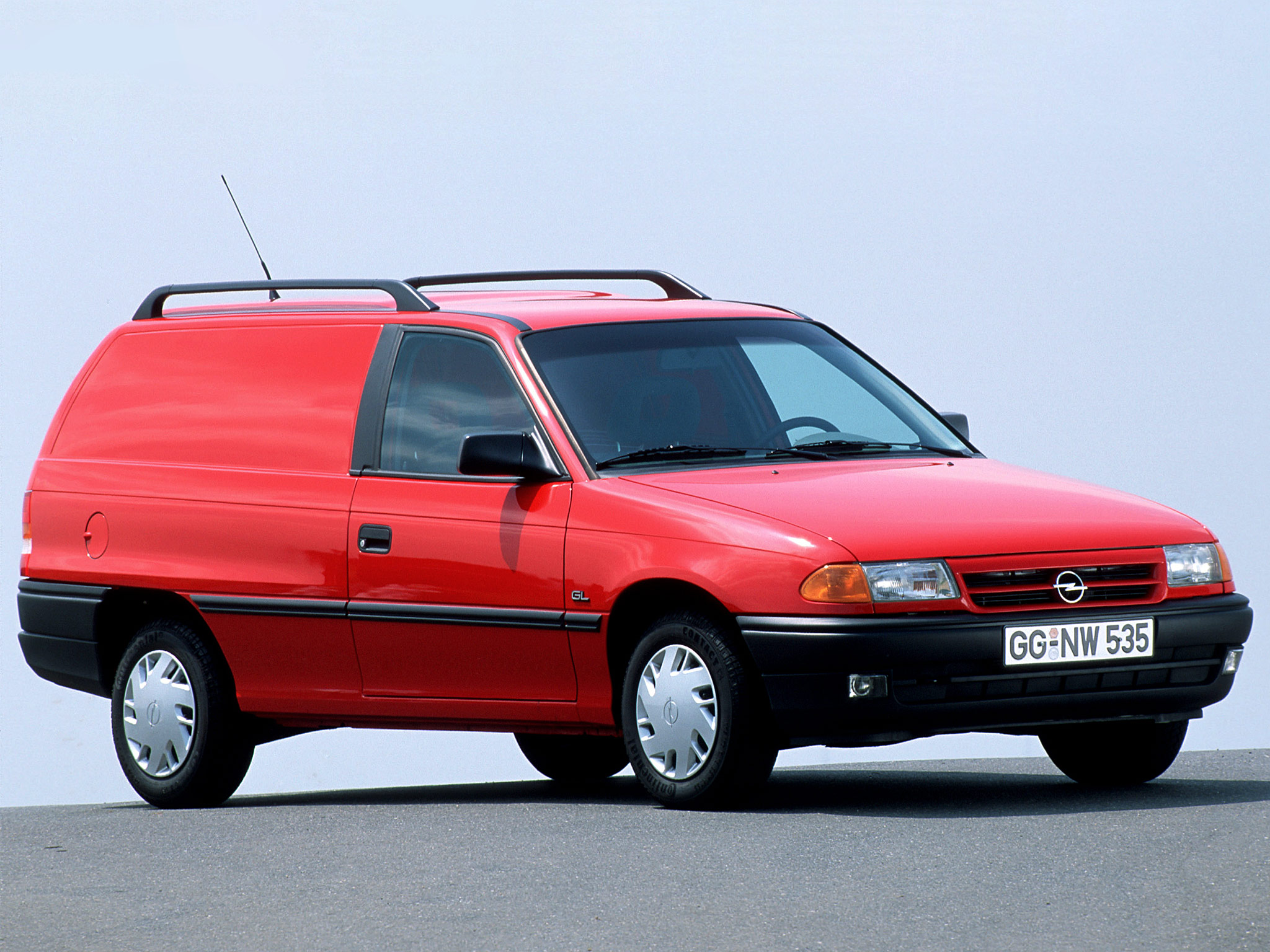 Opel Astra Van (F) '1991â€“94. Ð¥Ð°Ñ€Ð°ÐºÑ‚ÐµÑ€Ð¸ÑÑ‚Ð¸ÐºÐ¸ Ð¸Ð·Ð¾Ð±Ñ€Ð°Ð¶ÐµÐ½Ð¸Ñ: