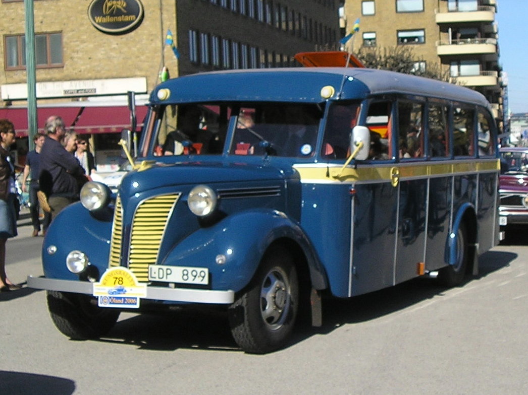 Volvo L3422 bus. View Download Wallpaper. 1046x784. Comments