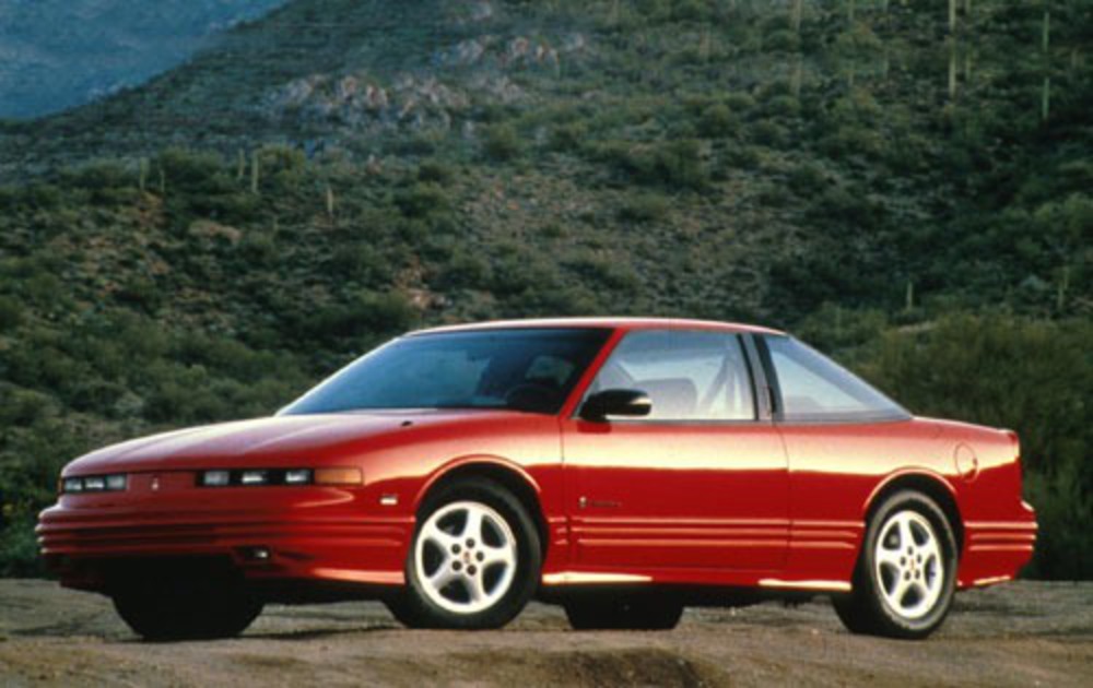 1993 Oldsmobile Cutlass Supreme. 