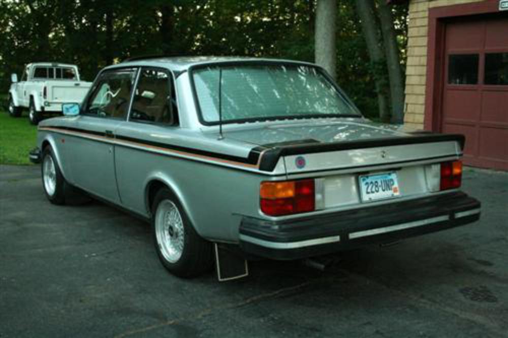 Volvo 242 GT - huge collection of cars, auto news and reviews, car vitals,