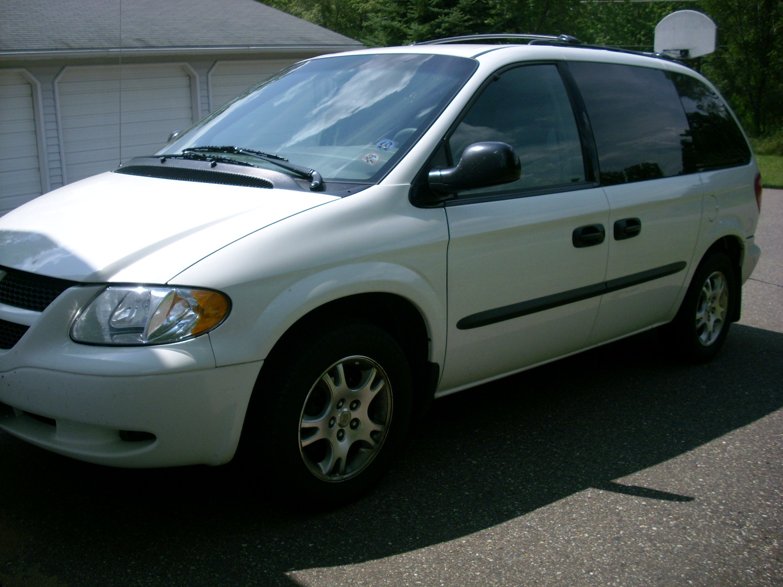 2003 Dodge Caravan Sport picture, exterior