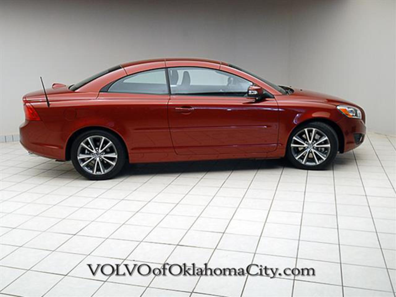 Volvo C70 T6 - huge collection of cars, auto news and reviews, car vitals,